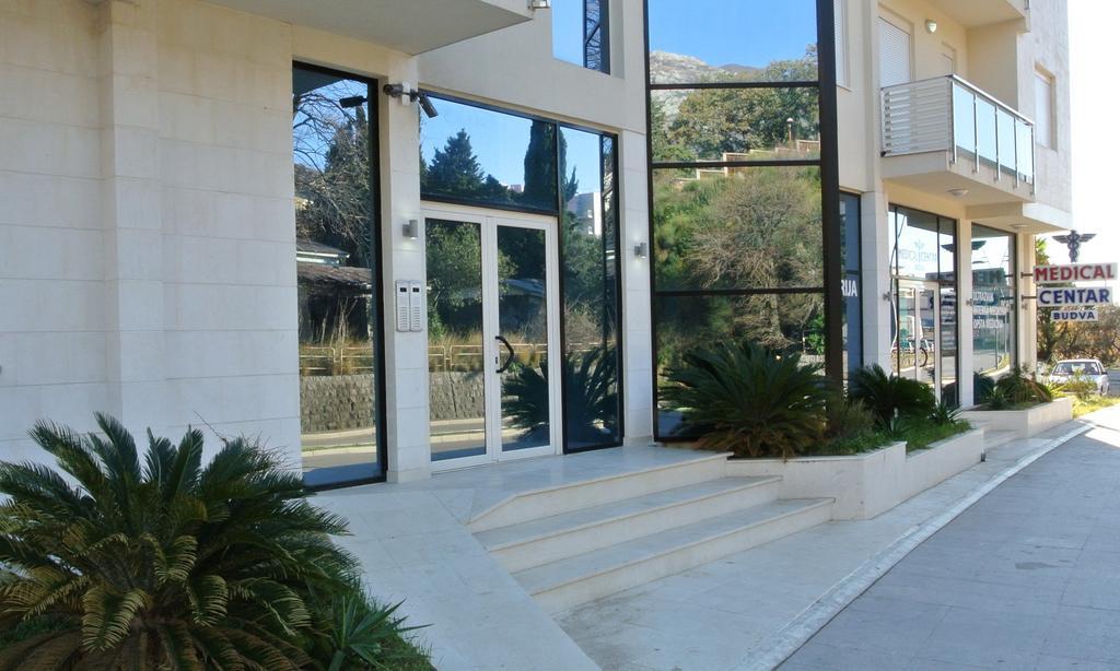 Apartments Crystall Budva Exteriér fotografie